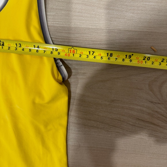 Women’s Lolé XL Yellow stretch workout tank top - Picture 3 of 7